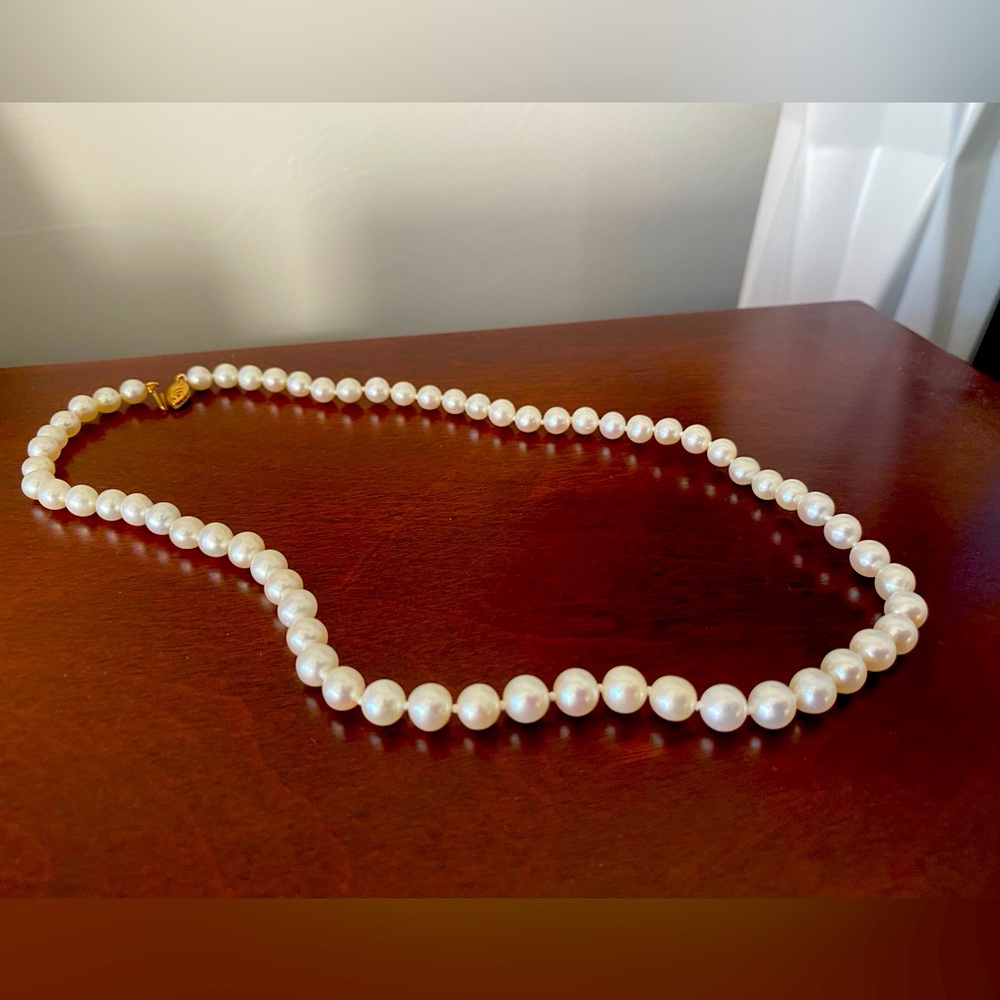 Pearl necklace